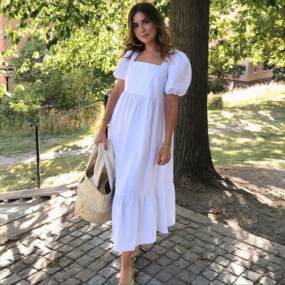 H&M Dresses & Skirts - White Dress Puff Sleeve Midi; Bloggers Favorite
